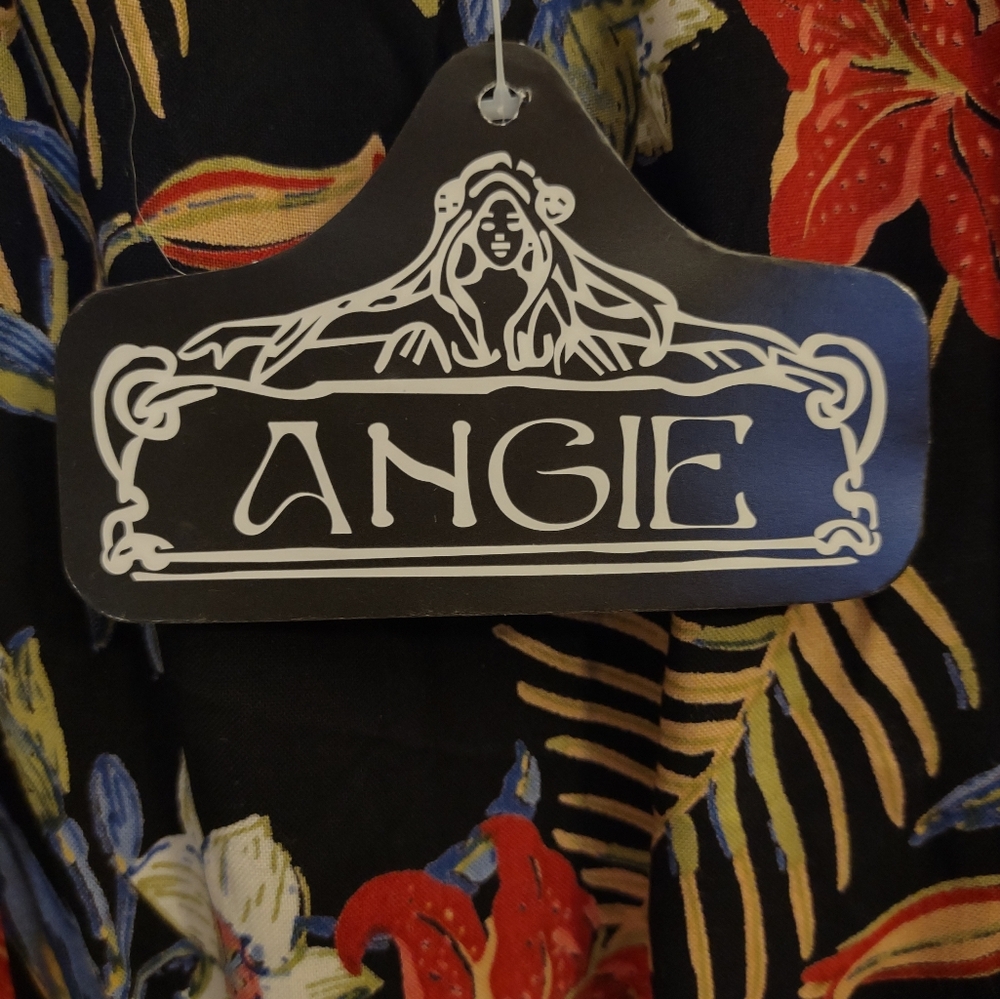Angie Off-Shoulder Black Tropical Floral Romper – Boho Chic Size Large - Picture 11 of 11